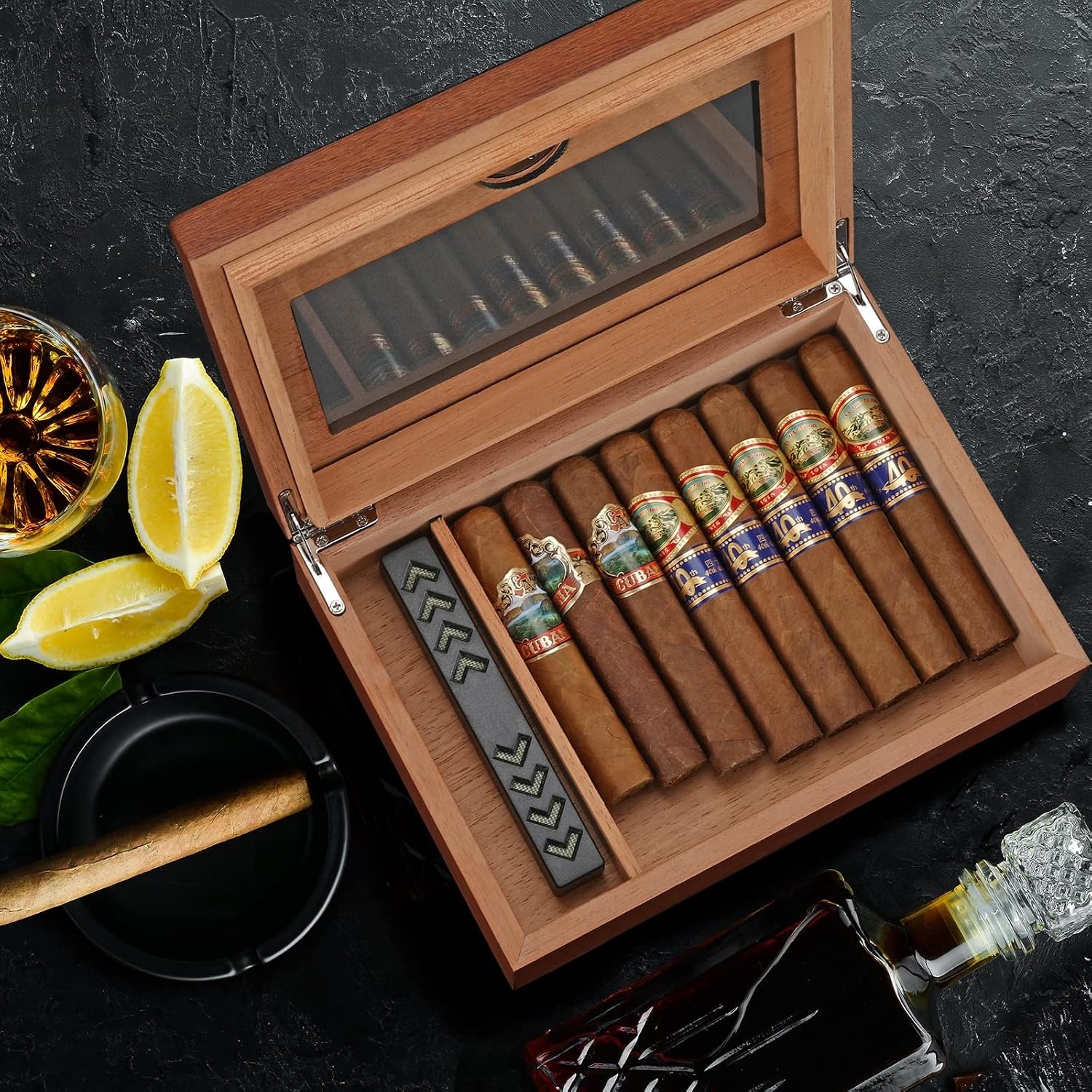 Glass Top Cedar Cigar Humidor with Hygrometer: image 5